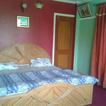 Asif Guest House Срінагар Номер фото